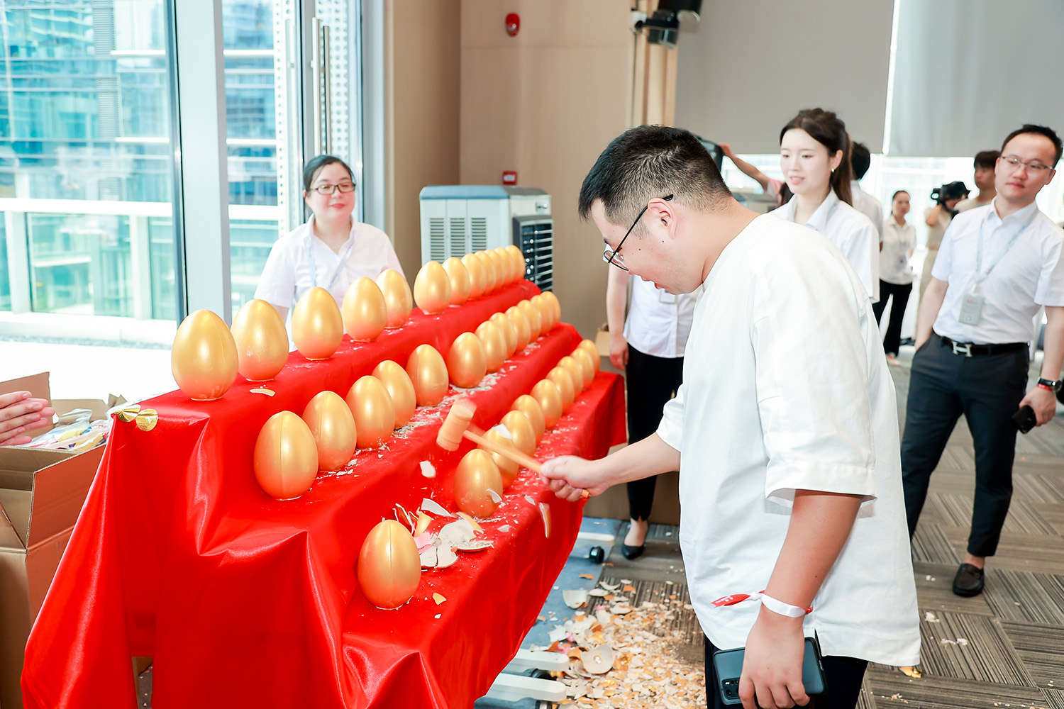 1690789246127134.jpg 砸金蛋 (4).JPG